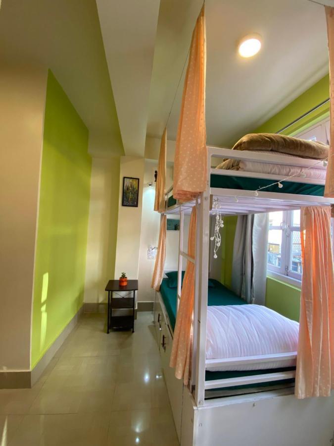 Хостел Tag Along Backpackers Ґанґток Екстер'єр фото