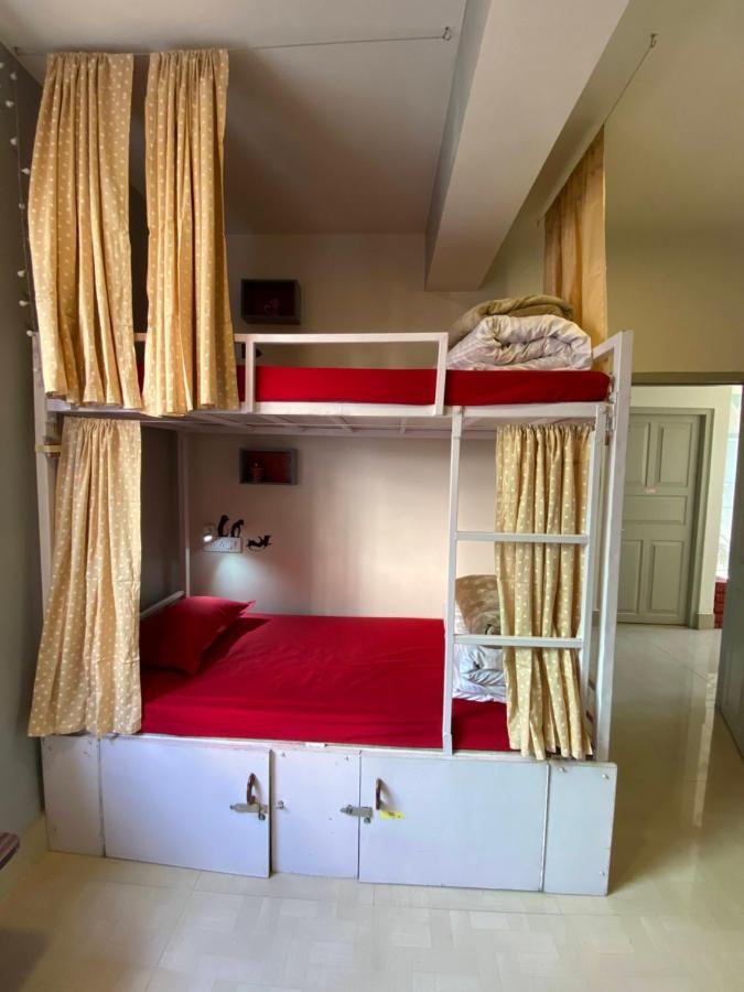 Хостел Tag Along Backpackers Ґанґток Екстер'єр фото