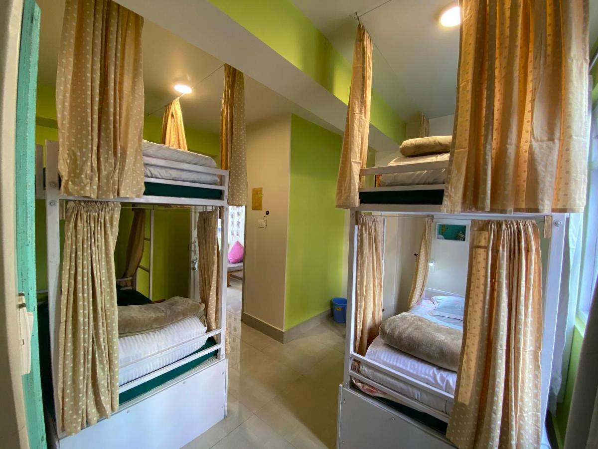 Хостел Tag Along Backpackers Ґанґток Екстер'єр фото