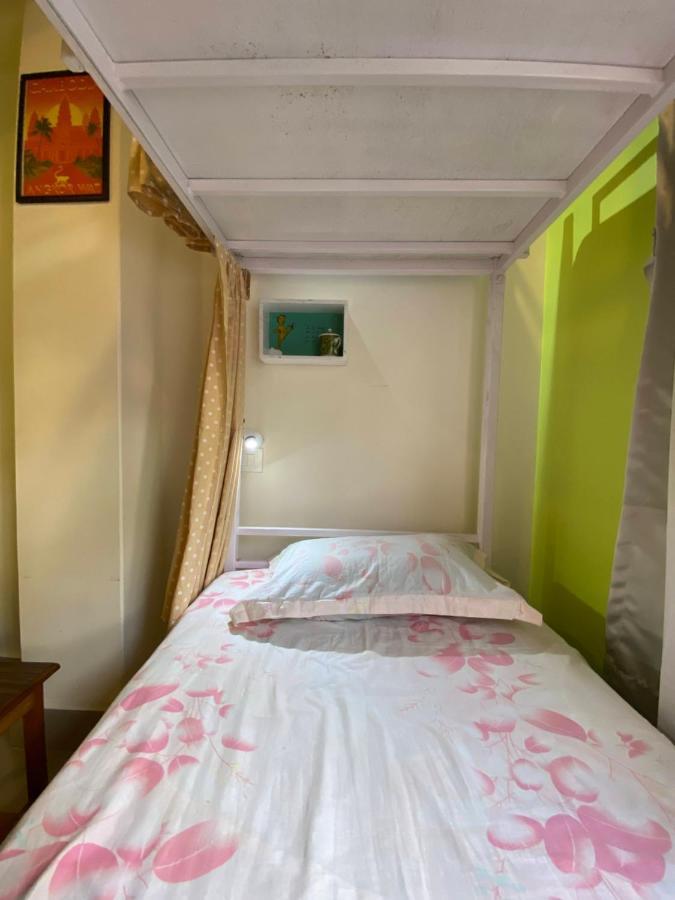 Хостел Tag Along Backpackers Ґанґток Екстер'єр фото