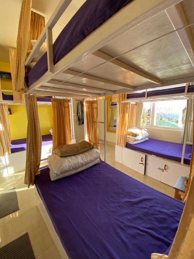 Хостел Tag Along Backpackers Ґанґток Екстер'єр фото