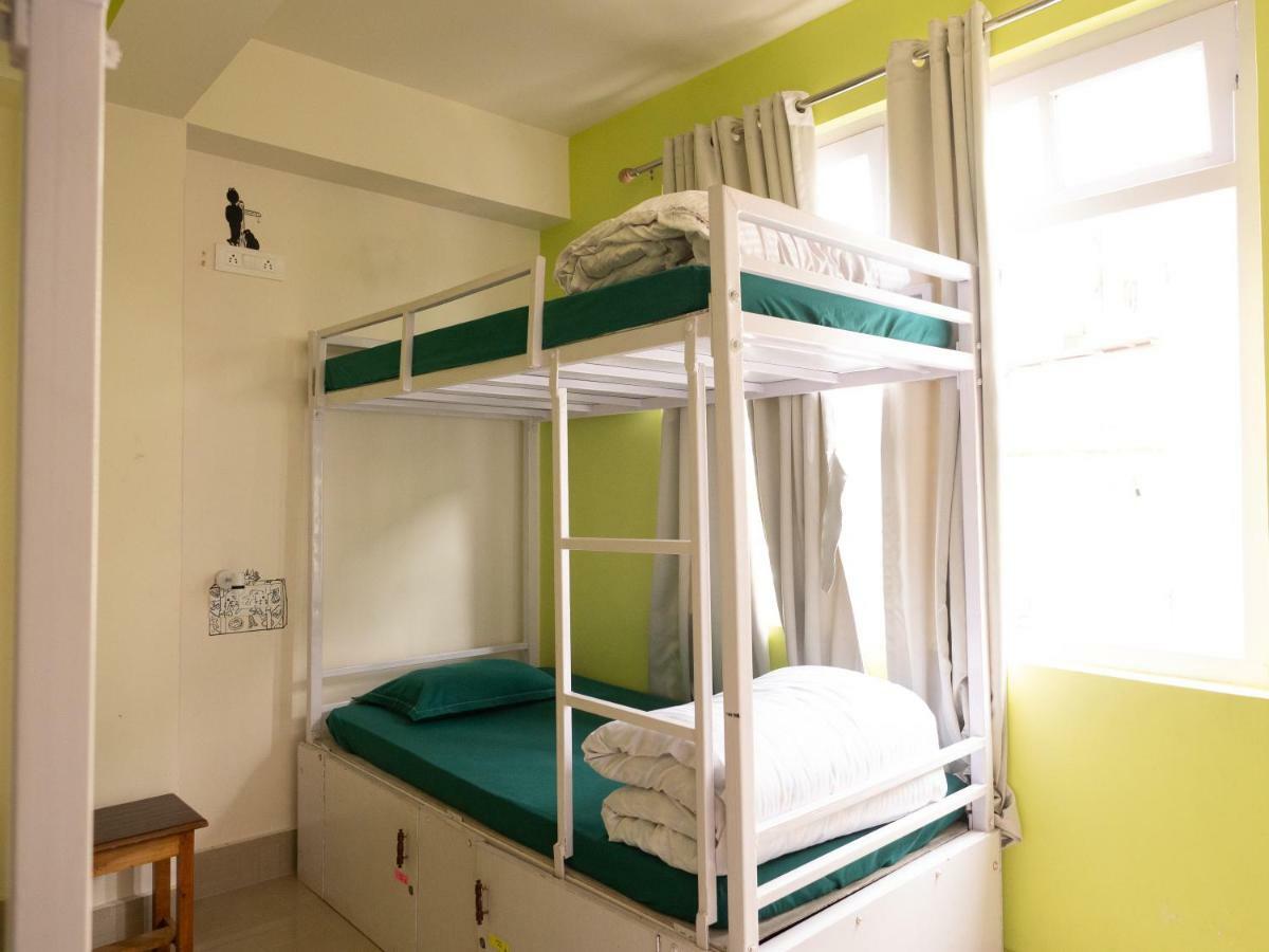 Хостел Tag Along Backpackers Ґанґток Екстер'єр фото