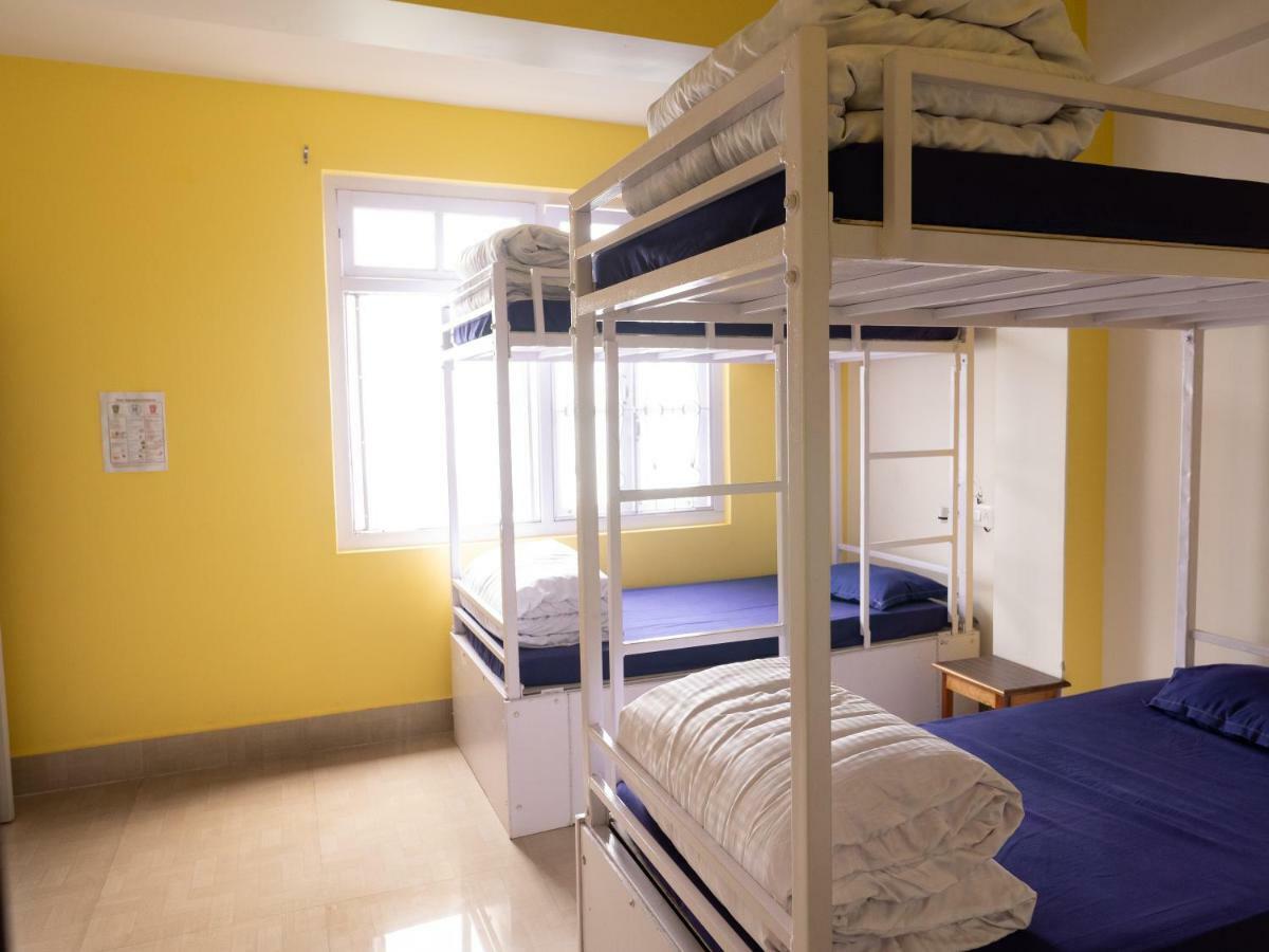 Хостел Tag Along Backpackers Ґанґток Екстер'єр фото